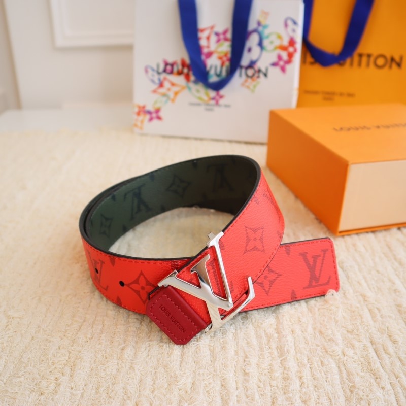l0vis Vvtt0n belts